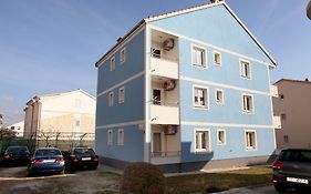 Apartments Villa Karlo